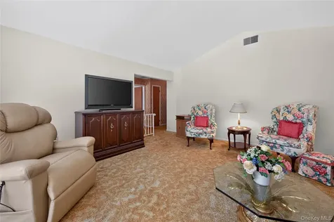 171 Hudson Terrace Yonkers NY 10701