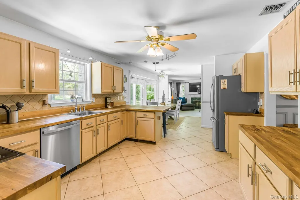 3 East Brook Rd East Brook Road Eastport NY 11941