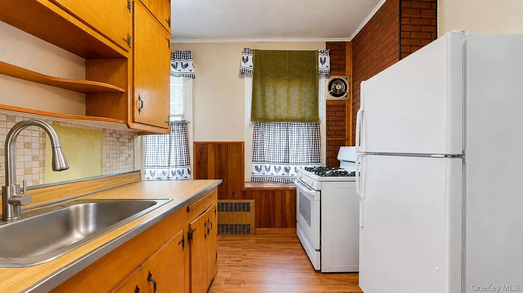 6340 60th Place Ridgewood NY 11385