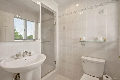 25 Arden Drive Hartsdale NY 10530