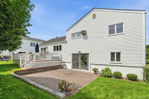 25 Arden Drive Hartsdale NY 10530