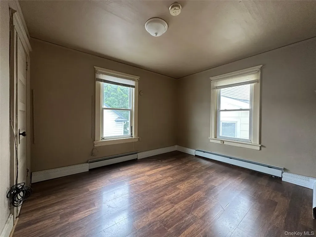 4 Harding Street Middletown NY 10940