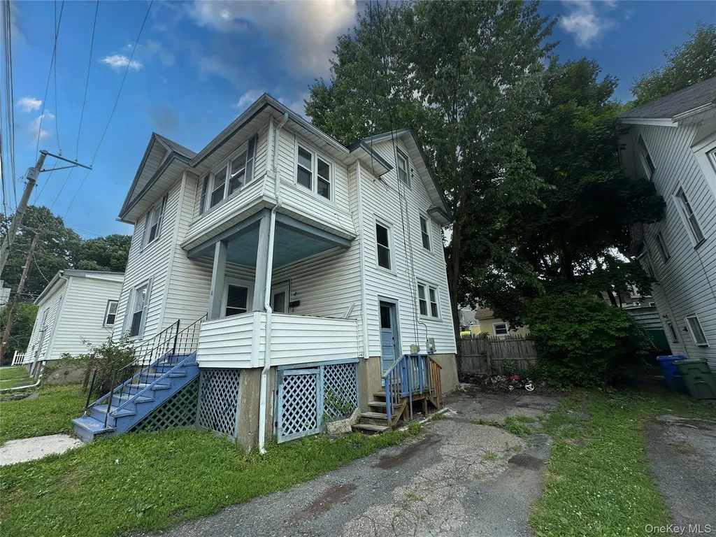 4 Harding Street Middletown NY 10940