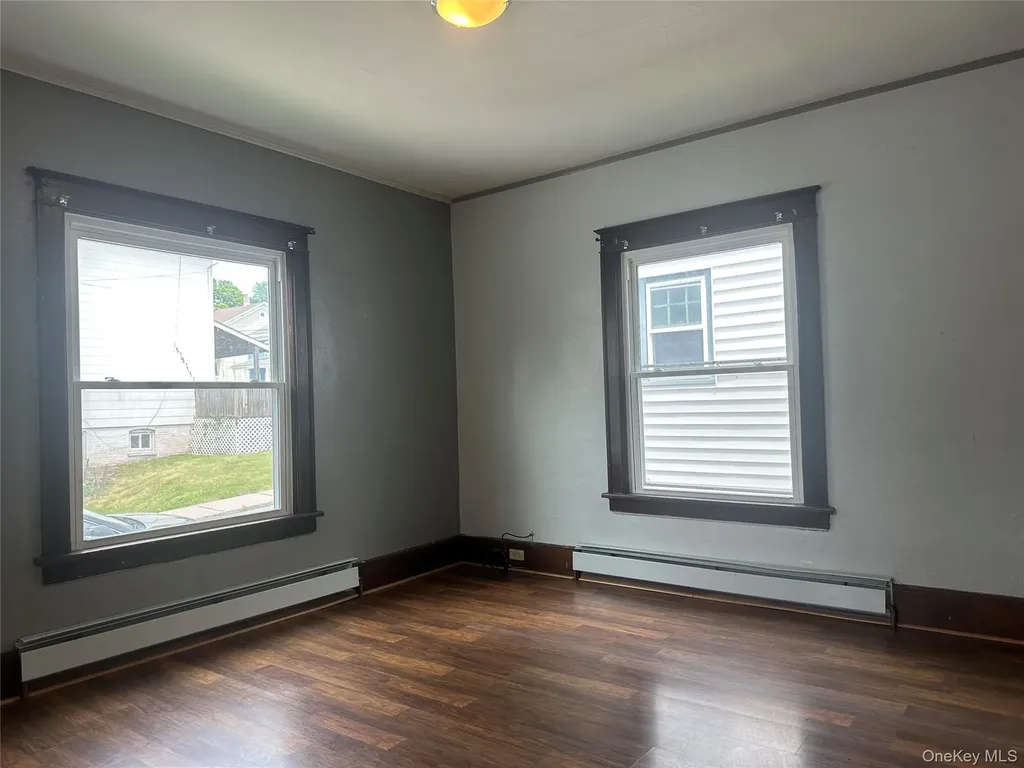 4 Harding Street Middletown NY 10940