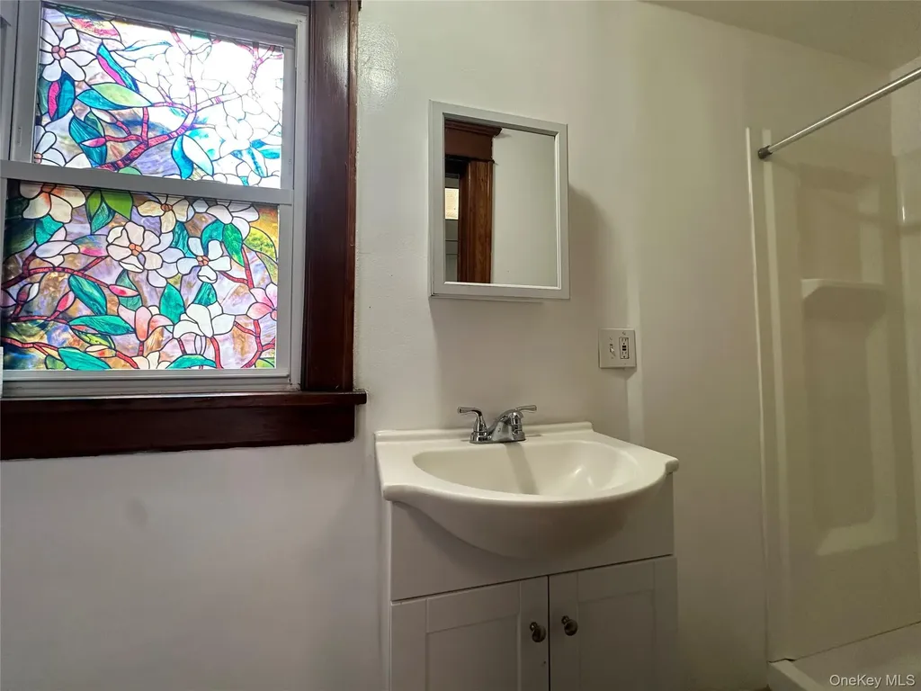 4 Harding Street Middletown NY 10940