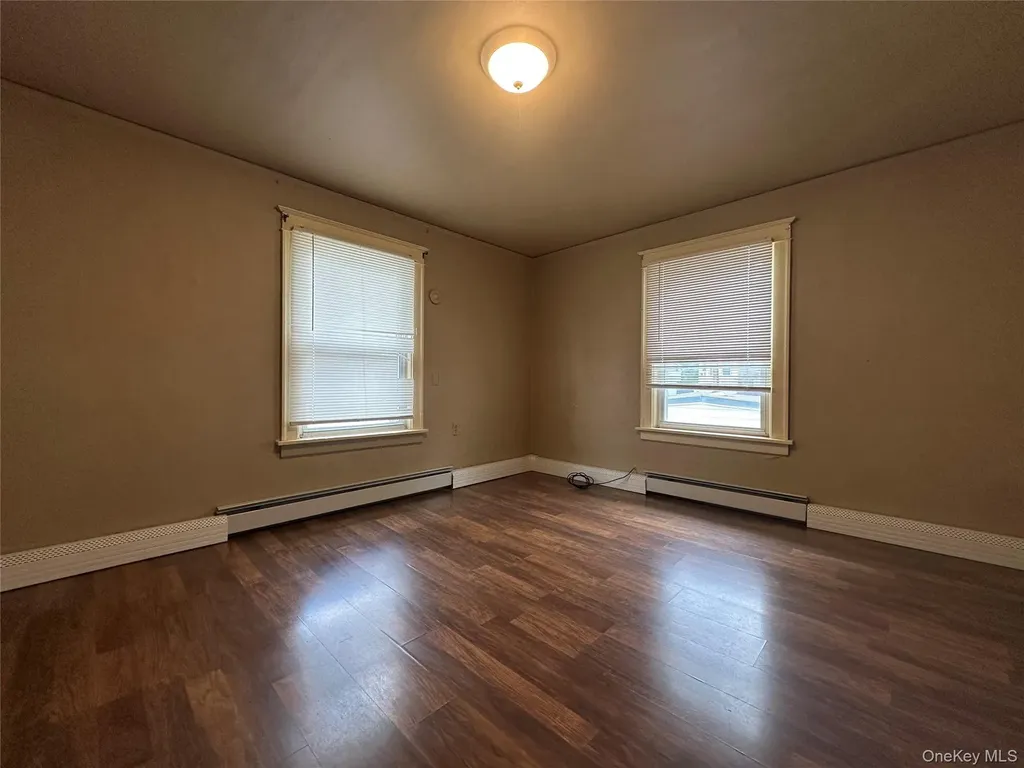 4 Harding Street Middletown NY 10940