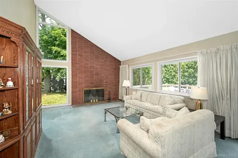 3 Bonwit Road Rye Brook NY 10573