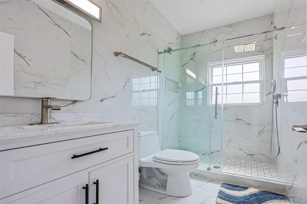 8 Parkview Drive Jericho NY 11753