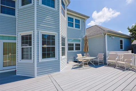 8 Parkview Drive Jericho NY 11753