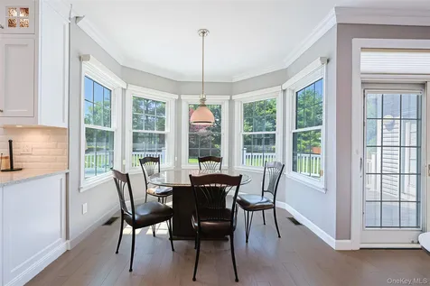 8 Parkview Drive Jericho NY 11753
