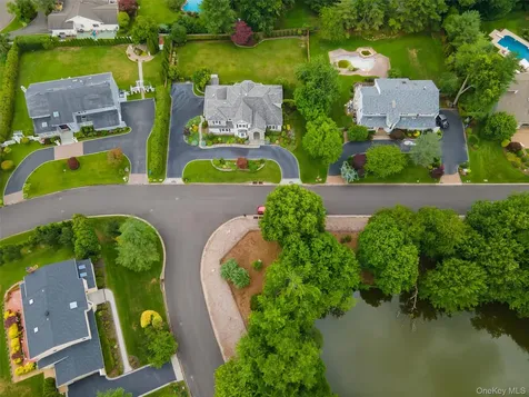 8 Parkview Drive Jericho NY 11753