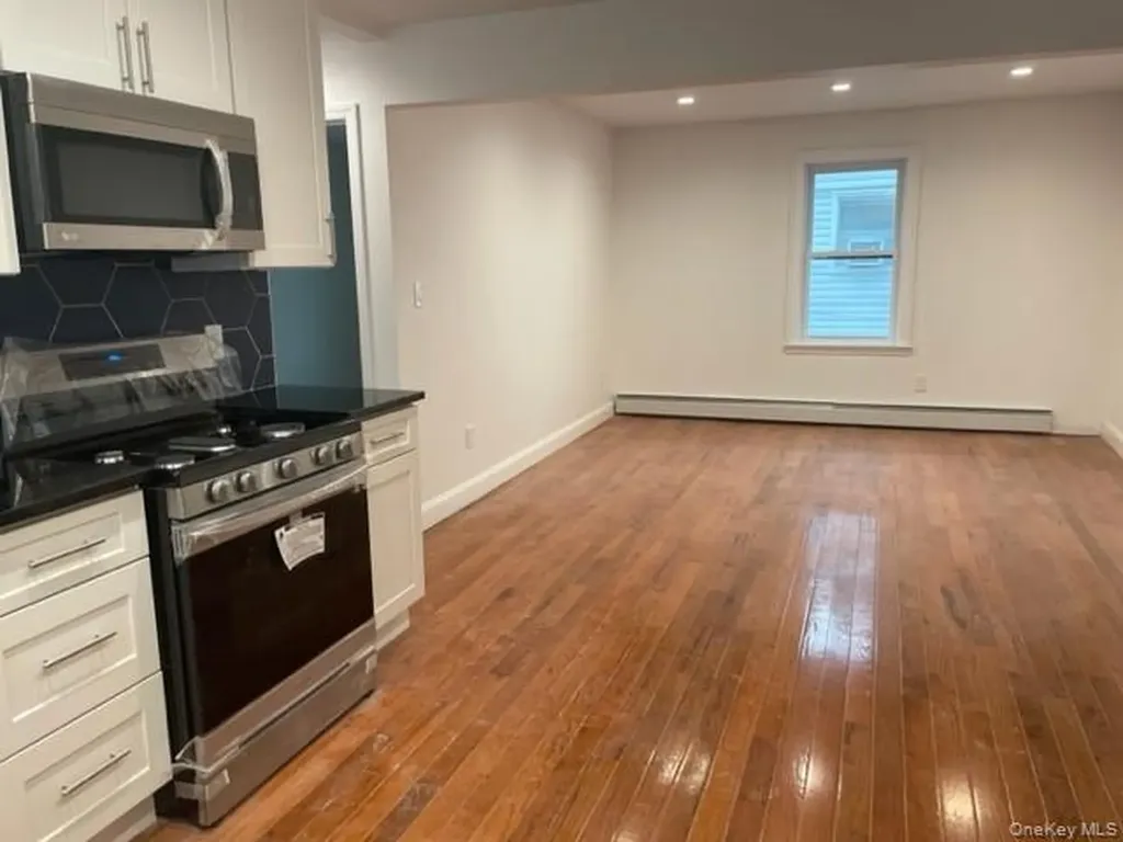 452 5th Avenue Cedarhurst NY 11516