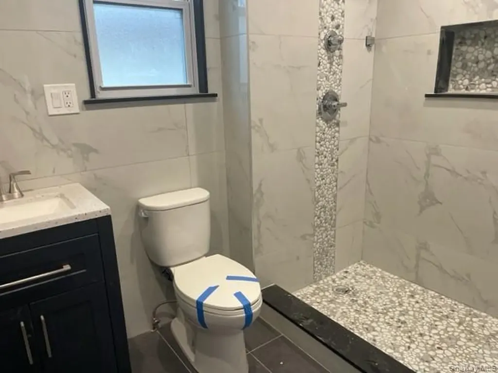 452 5th Avenue Cedarhurst NY 11516