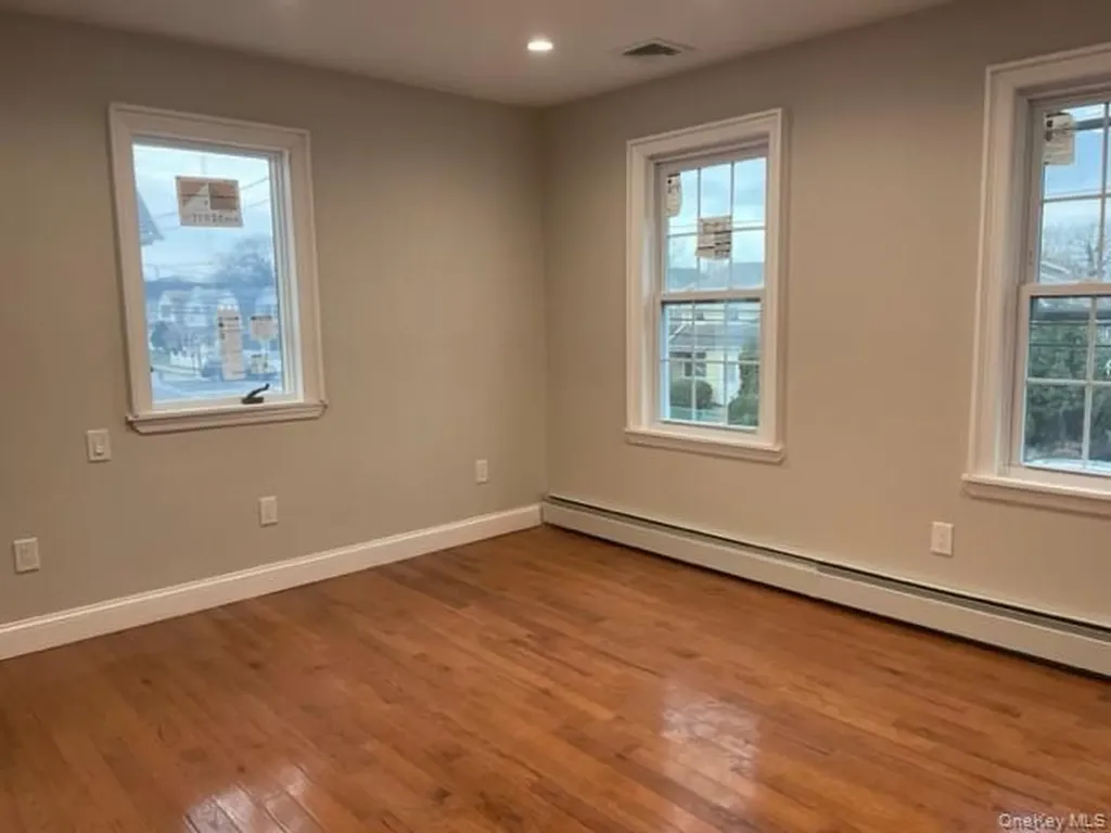 452 5th Avenue Cedarhurst NY 11516
