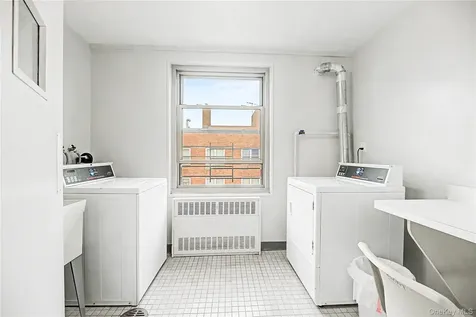 56 Doyer Avenue White Plains NY 10605