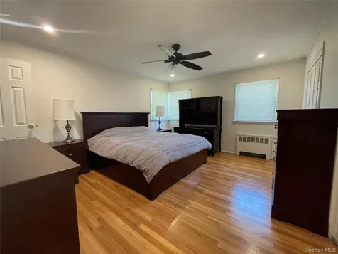 6 Preston Court Glen Cove NY 11542