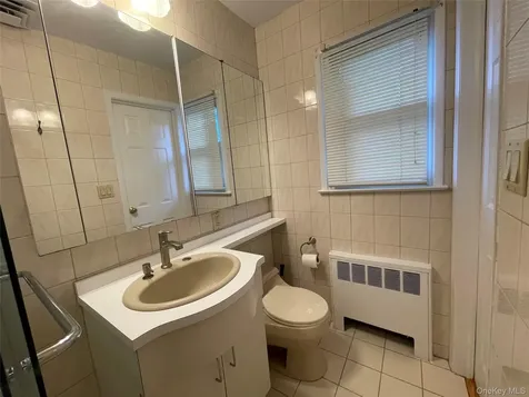 6 Preston Court Glen Cove NY 11542