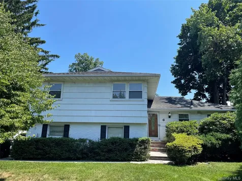 6 Preston Court Glen Cove NY 11542