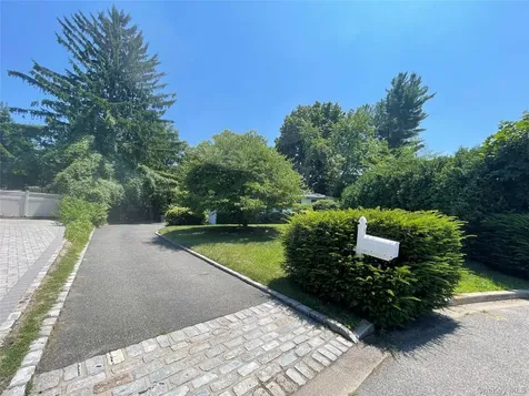 6 Preston Court Glen Cove NY 11542