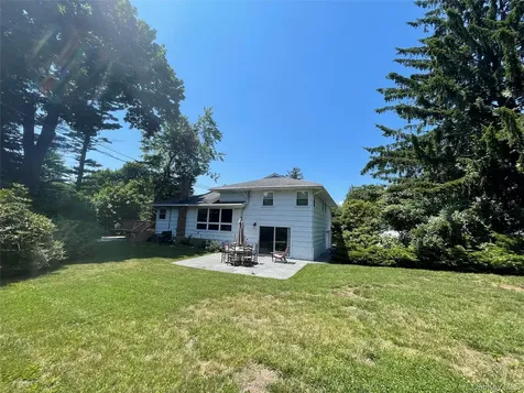 6 Preston Court Glen Cove NY 11542