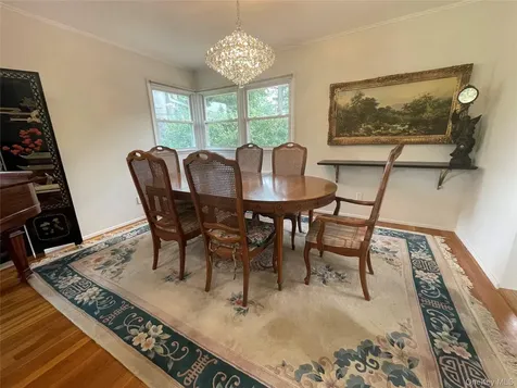 6 Preston Court Glen Cove NY 11542