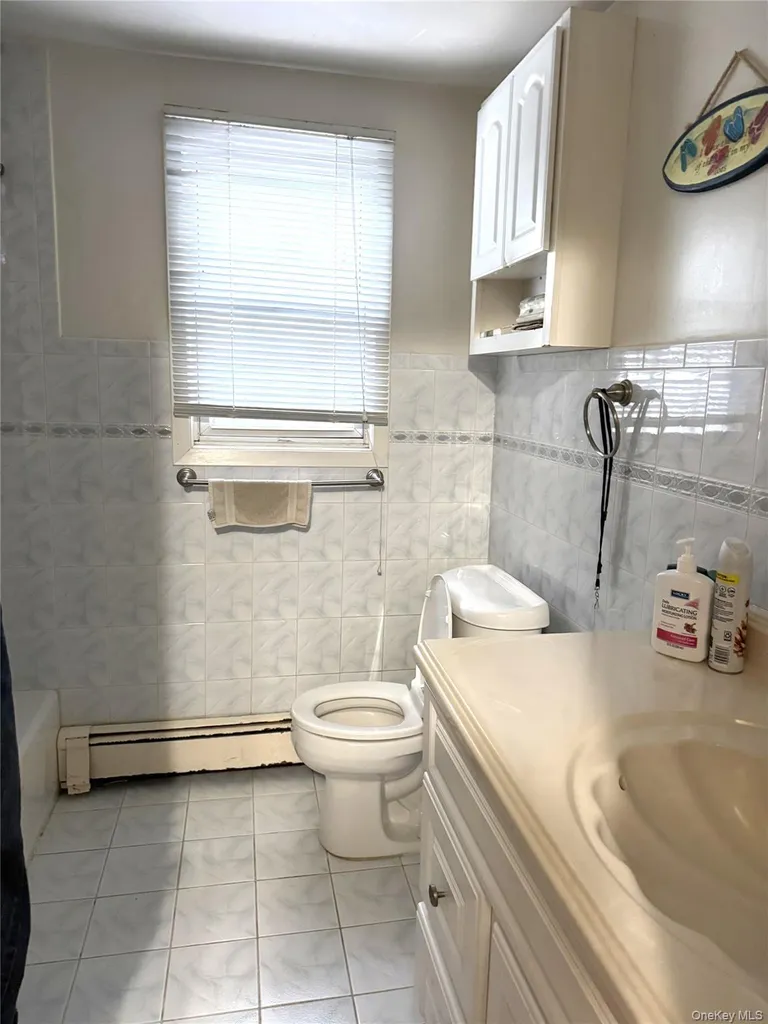 1551 Sweetman Avenue Elmont NY 11003