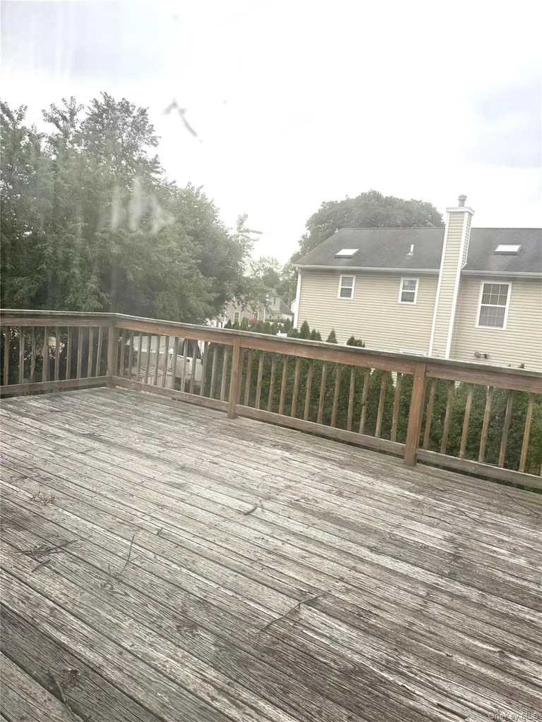 1551 Sweetman Avenue Elmont NY 11003