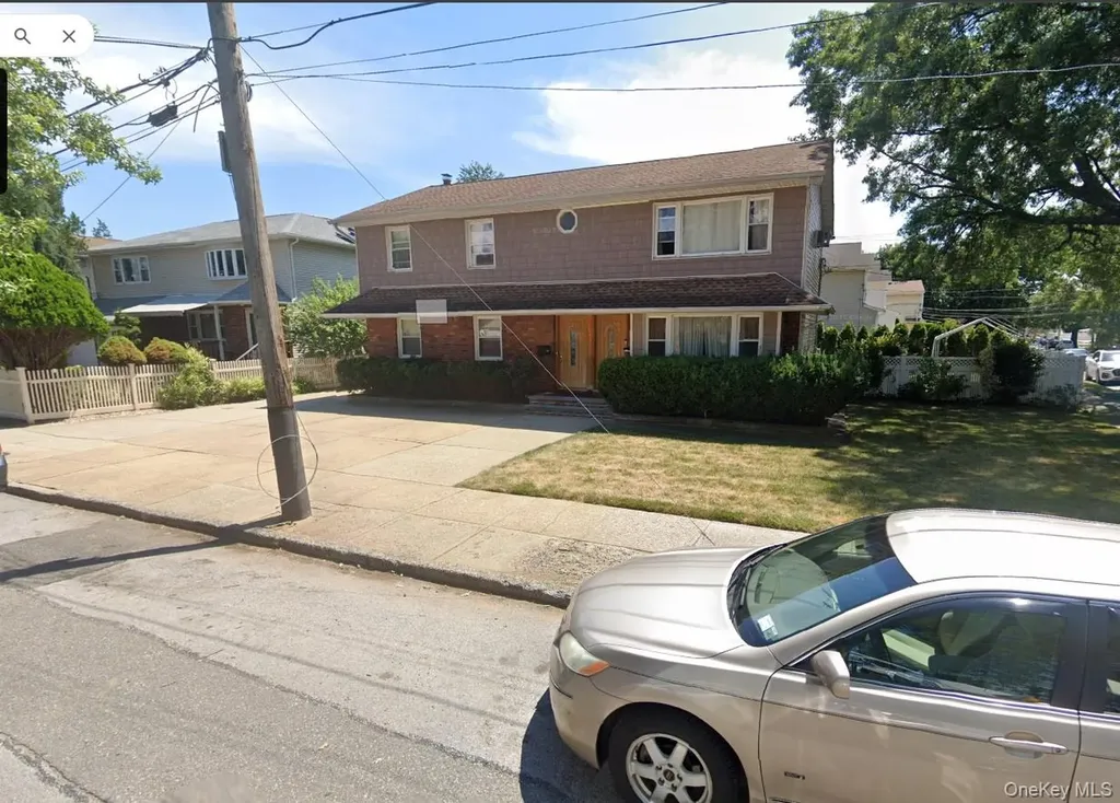 1551 Sweetman Avenue Elmont NY 11003