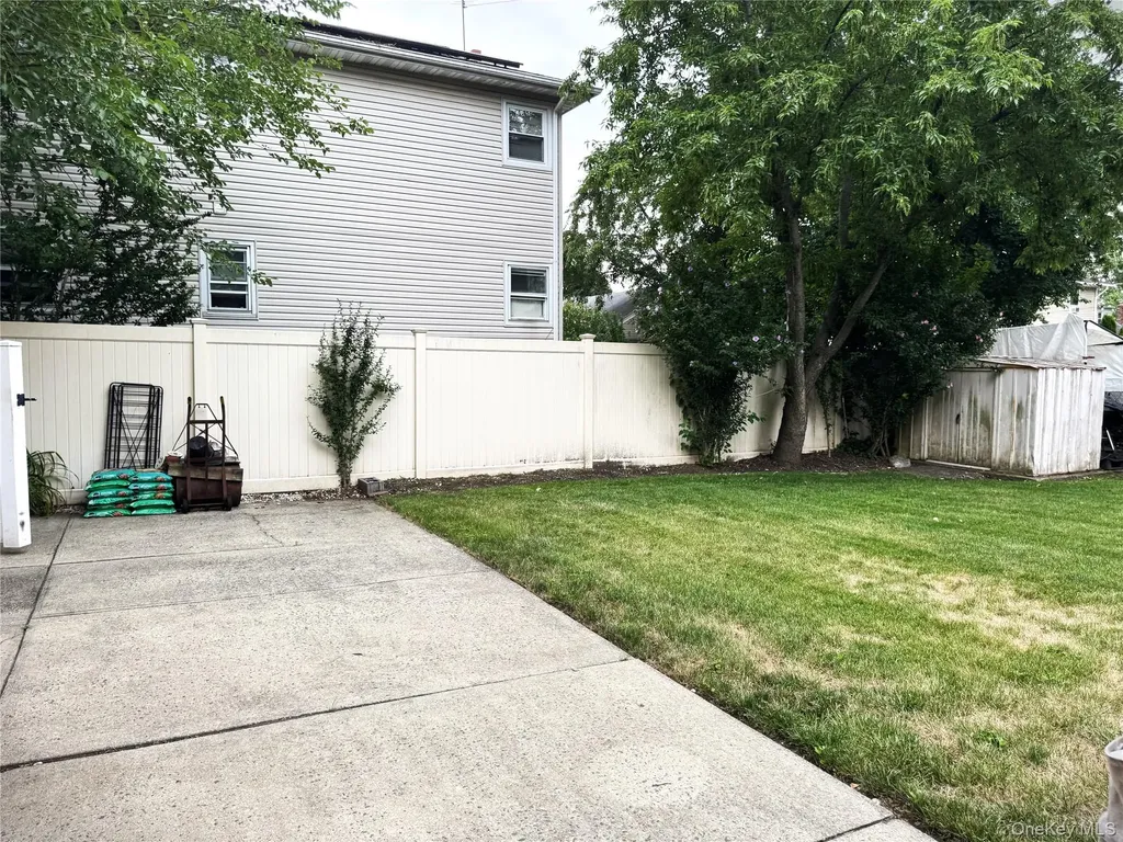 1551 Sweetman Avenue Elmont NY 11003