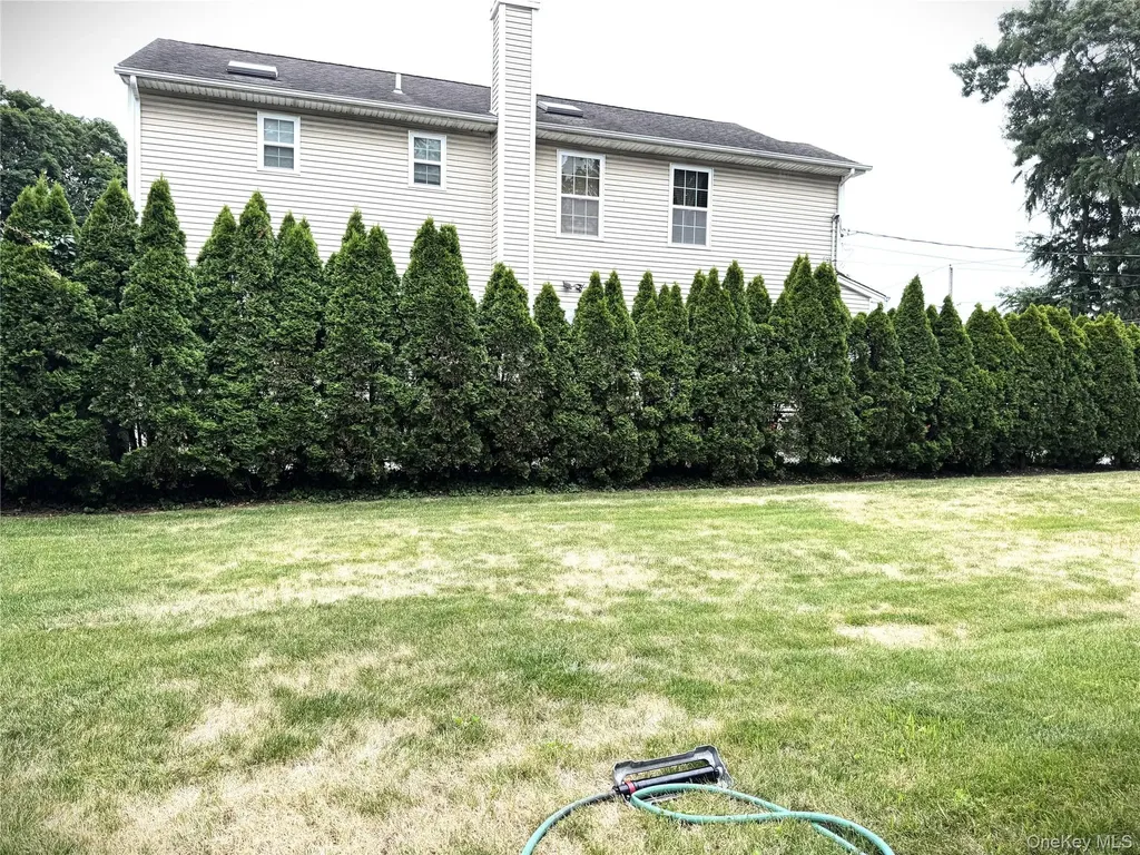 1551 Sweetman Avenue Elmont NY 11003