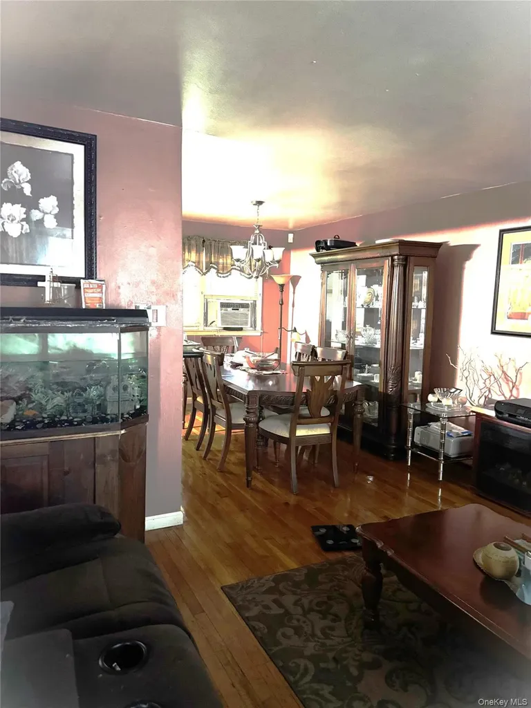 1551 Sweetman Avenue Elmont NY 11003