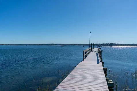 25 Forrest Drive Lloyd Harbor NY 11743