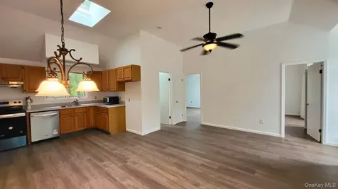 19 Friendship Lane Red Hook NY 12571