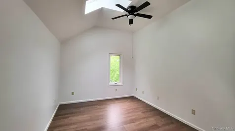 19 Friendship Lane Red Hook NY 12571