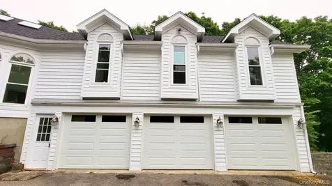 19 Friendship Lane Red Hook NY 12571