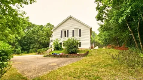 19 Friendship Lane Red Hook NY 12571
