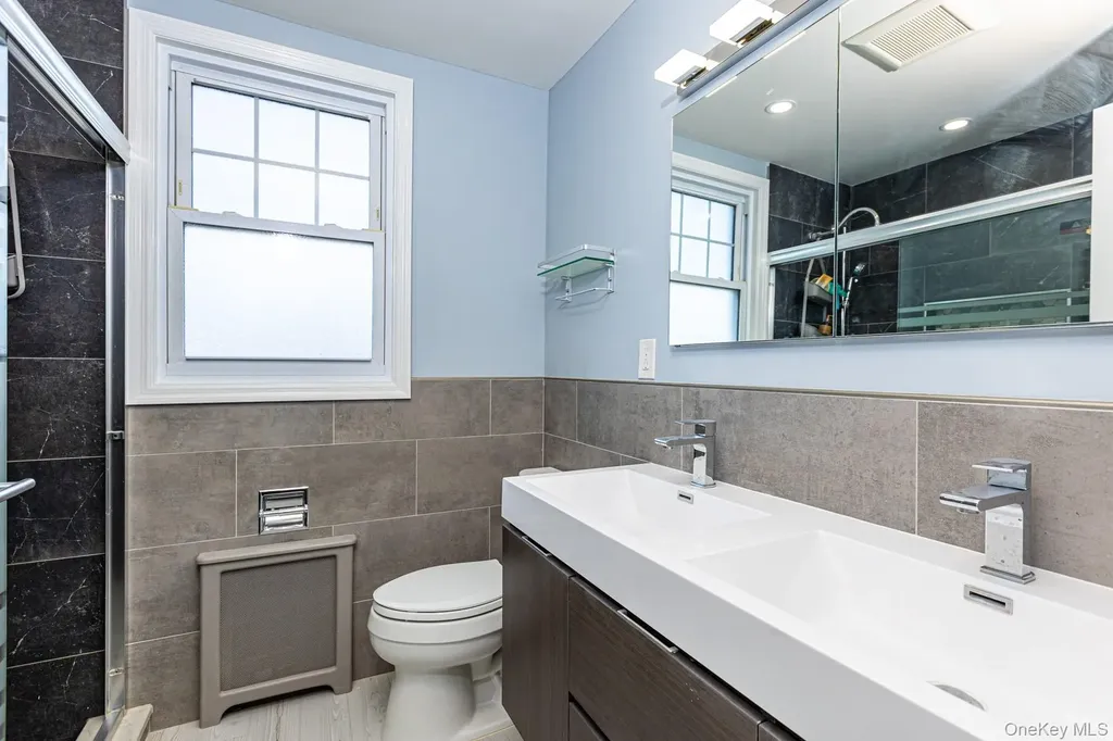 209 Smith Street Freeport NY 11520