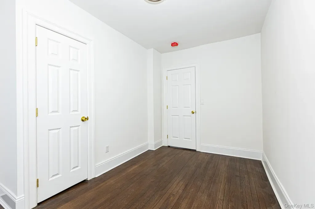 209 Smith Street Freeport NY 11520