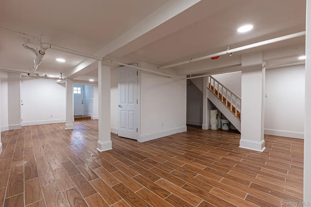 209 Smith Street Freeport NY 11520