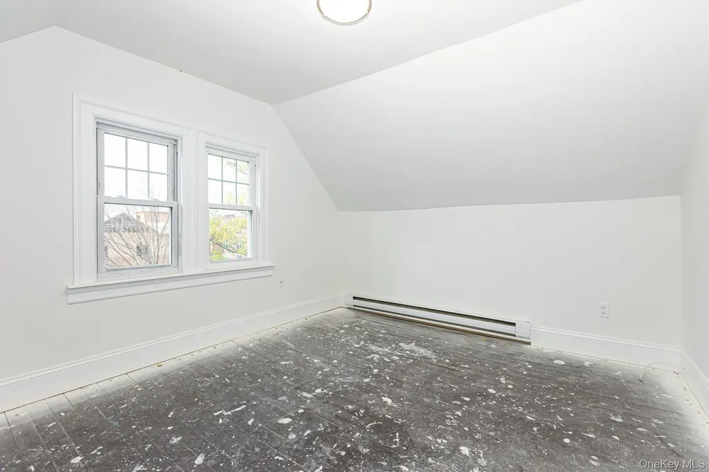 209 Smith Street Freeport NY 11520