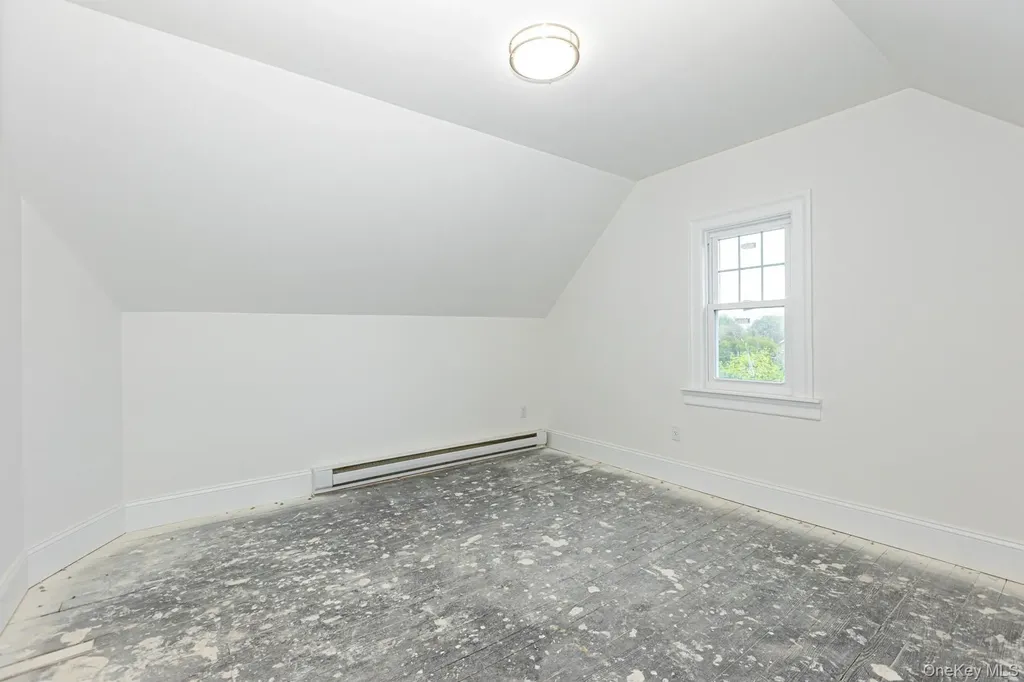 209 Smith Street Freeport NY 11520