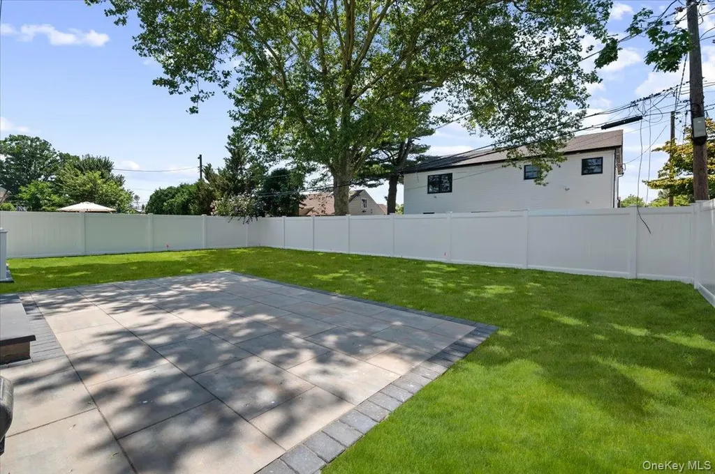 517 Corral Run Bethpage NY 11714