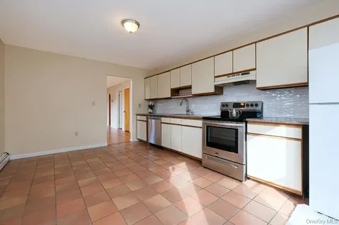 132 Woodland Drive Pleasantville NY 10570