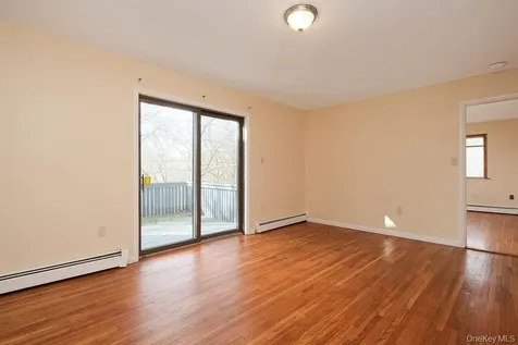 132 Woodland Drive Pleasantville NY 10570