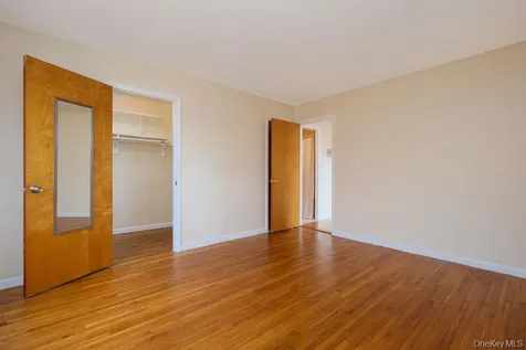132 Woodland Drive Pleasantville NY 10570