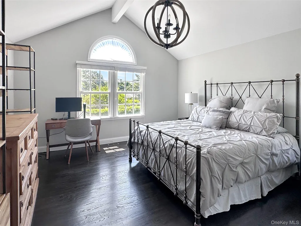 5765 Bergen Avenue Mattituck NY 11952