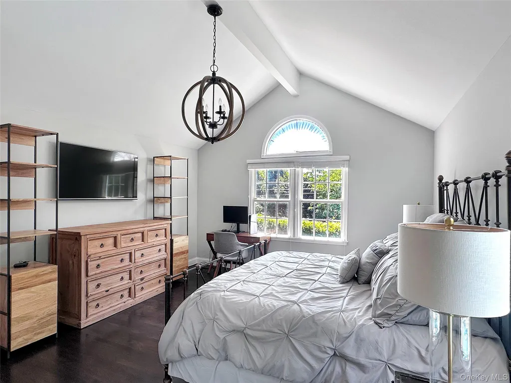 5765 Bergen Avenue Mattituck NY 11952