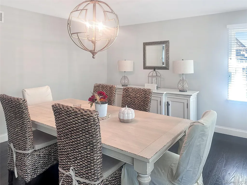 5765 Bergen Avenue Mattituck NY 11952