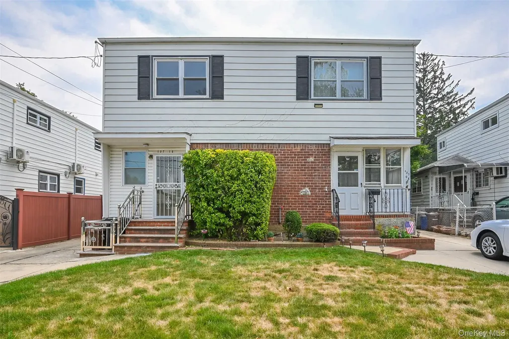 137-10 64th Road Flushing NY 11367