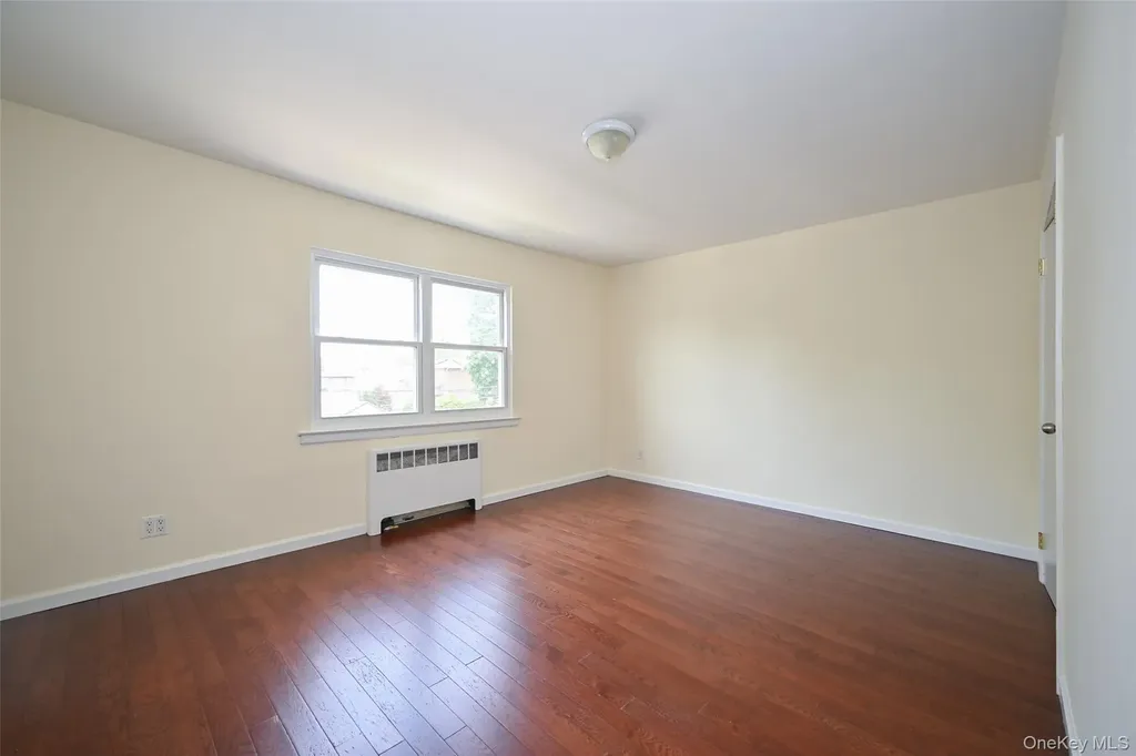 137-10 64th Road Flushing NY 11367